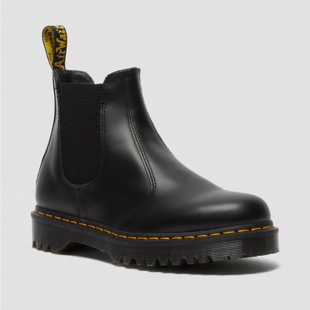 Doc Martens Chelsea Boots